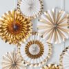 Gold Paper Fan Decorations Backdrop Kit Ginger Ray - Afbeelding 2